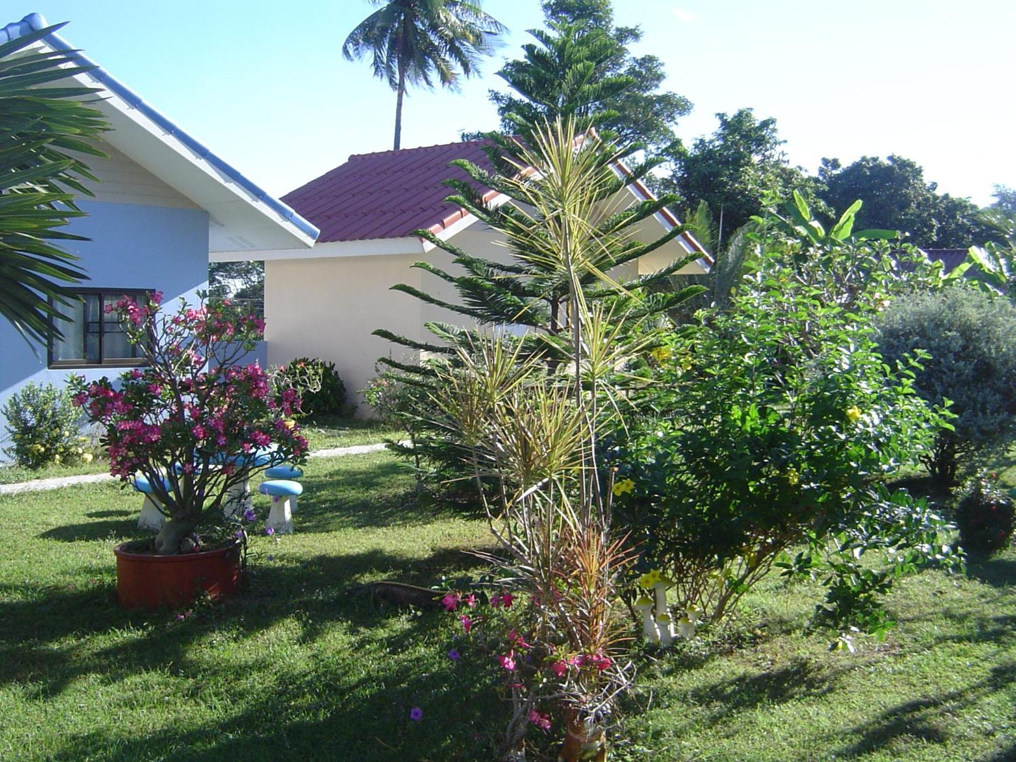 Mini-Golf **** & Resort Ubon Ratchathani Rum bild